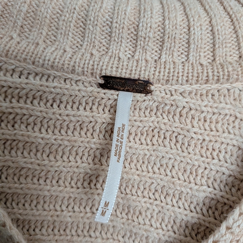Free People Marlie Pullover Sweater Size Medium - Picture 3 of 6